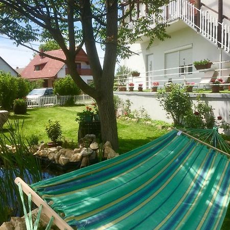 Lelle-kert Apartman 02 Balatonlelle Eksteriør billede