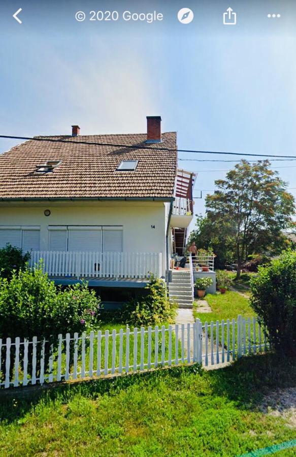 Lelle-kert Apartman 02 Balatonlelle Eksteriør billede