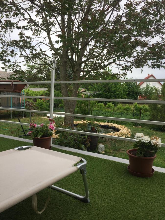 Lelle-kert Apartman 02 Balatonlelle Eksteriør billede
