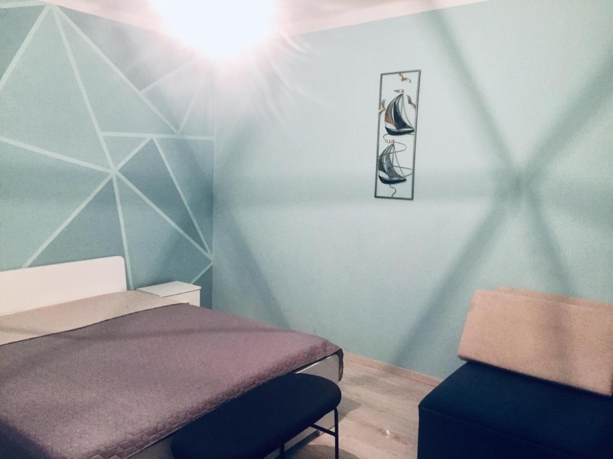 Lelle-kert Apartman 02 Balatonlelle Eksteriør billede