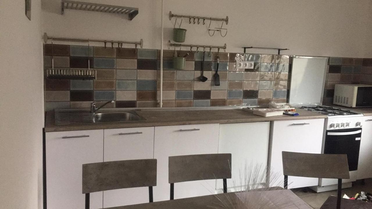 Lelle-kert Apartman 02 Balatonlelle Eksteriør billede