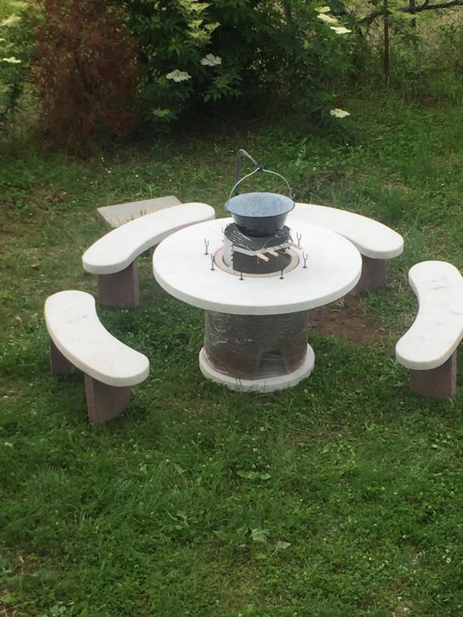 Lelle-kert Apartman 02 Balatonlelle Eksteriør billede
